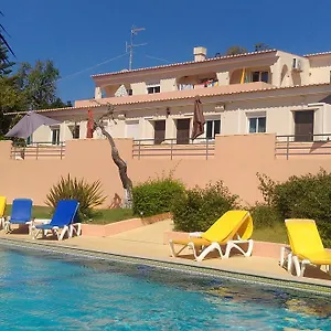 falfeira-apartments.hotelaalgarve.com/