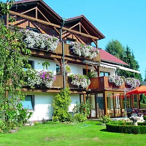 Gasthuis Gaestehaus Koeglmaier