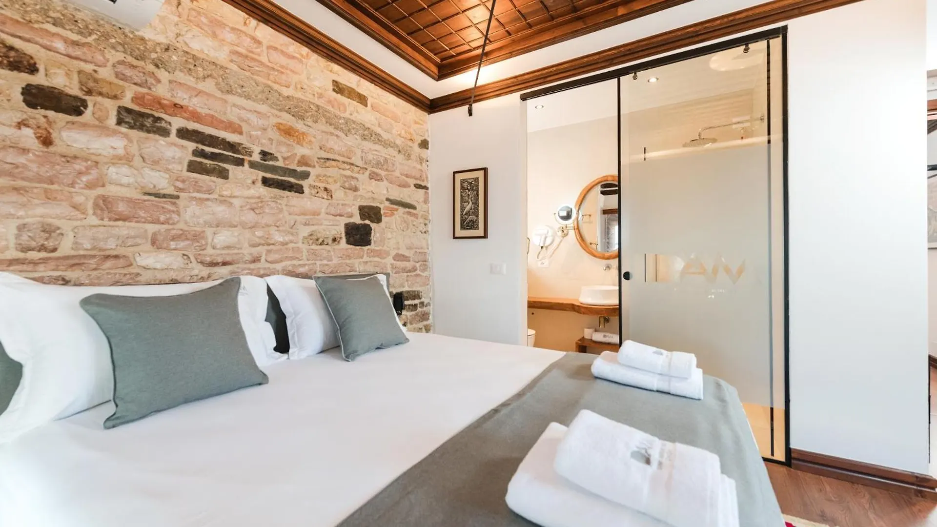Dam Stone Boutique Hotel Gjirokastër