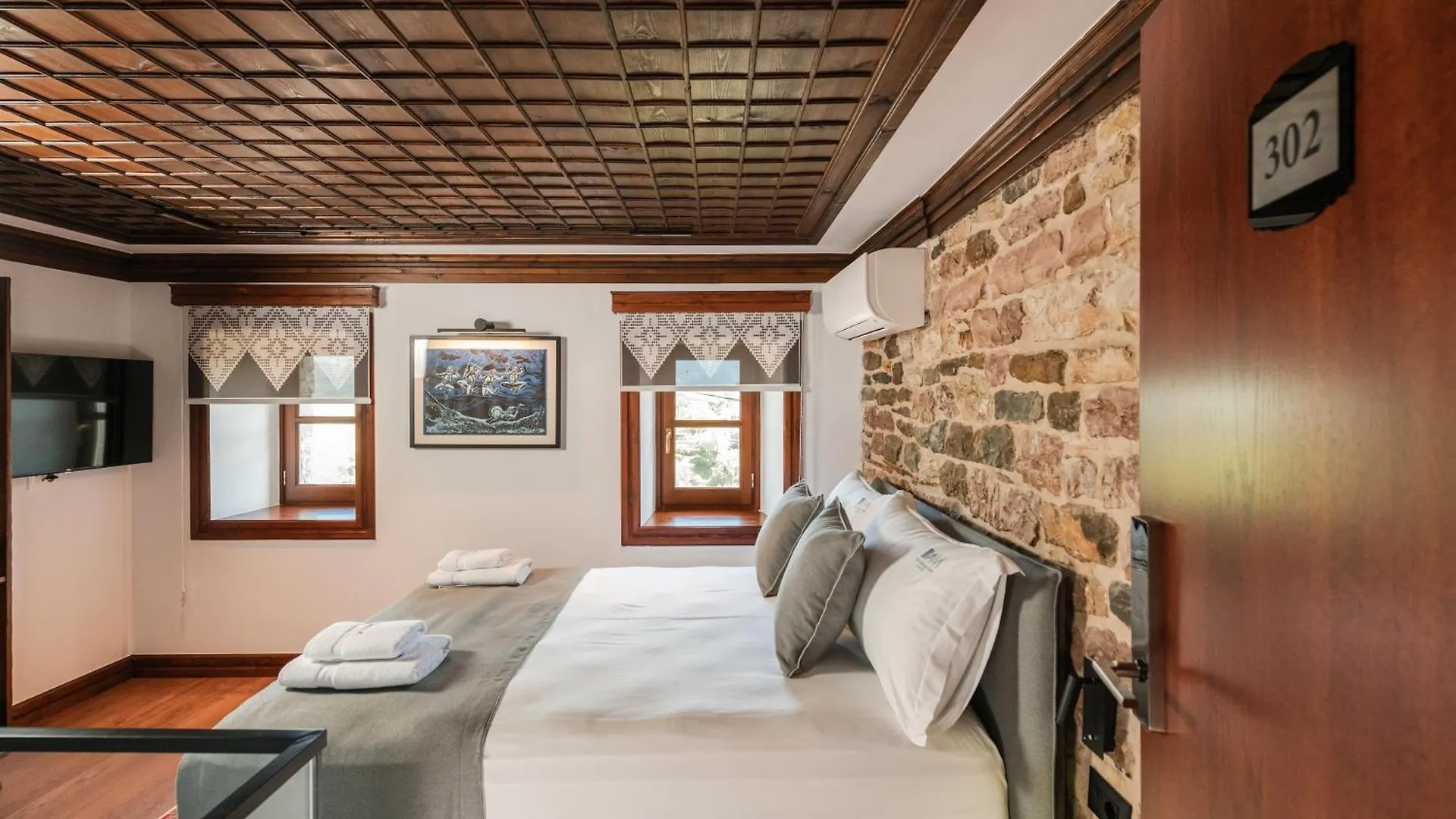 Dam Stone Boutique Hotel Gjirokastër