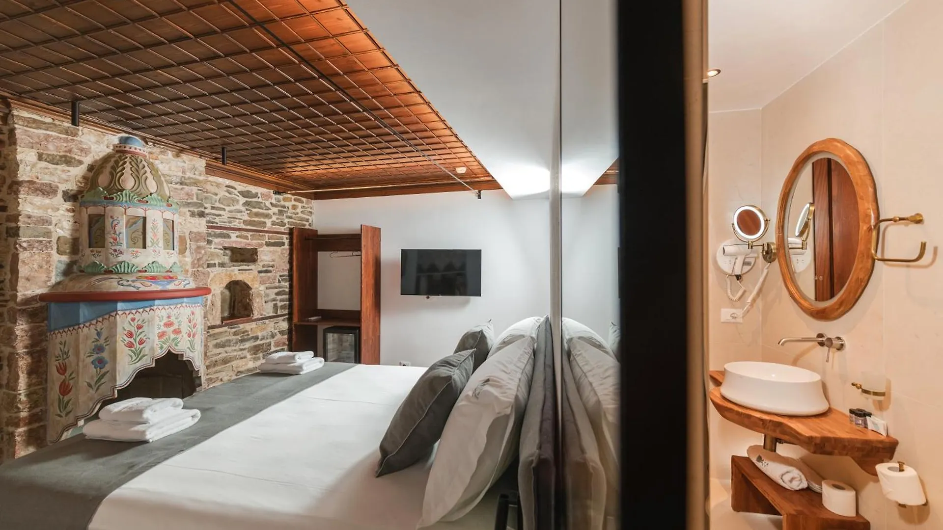 Dam Stone Boutique Hotel Gjirokastër